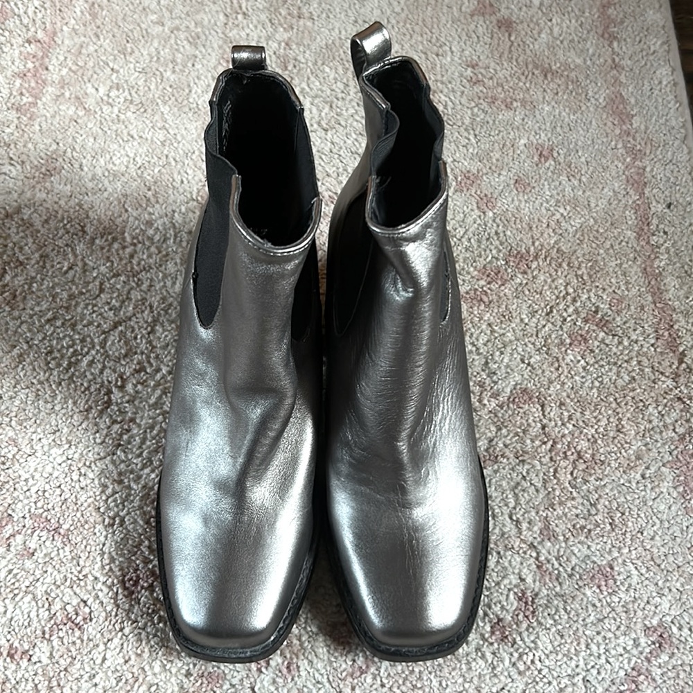 Design Lab Koallan Lord And Taylor Metallic Silver Gray Glam Ankle Bootie